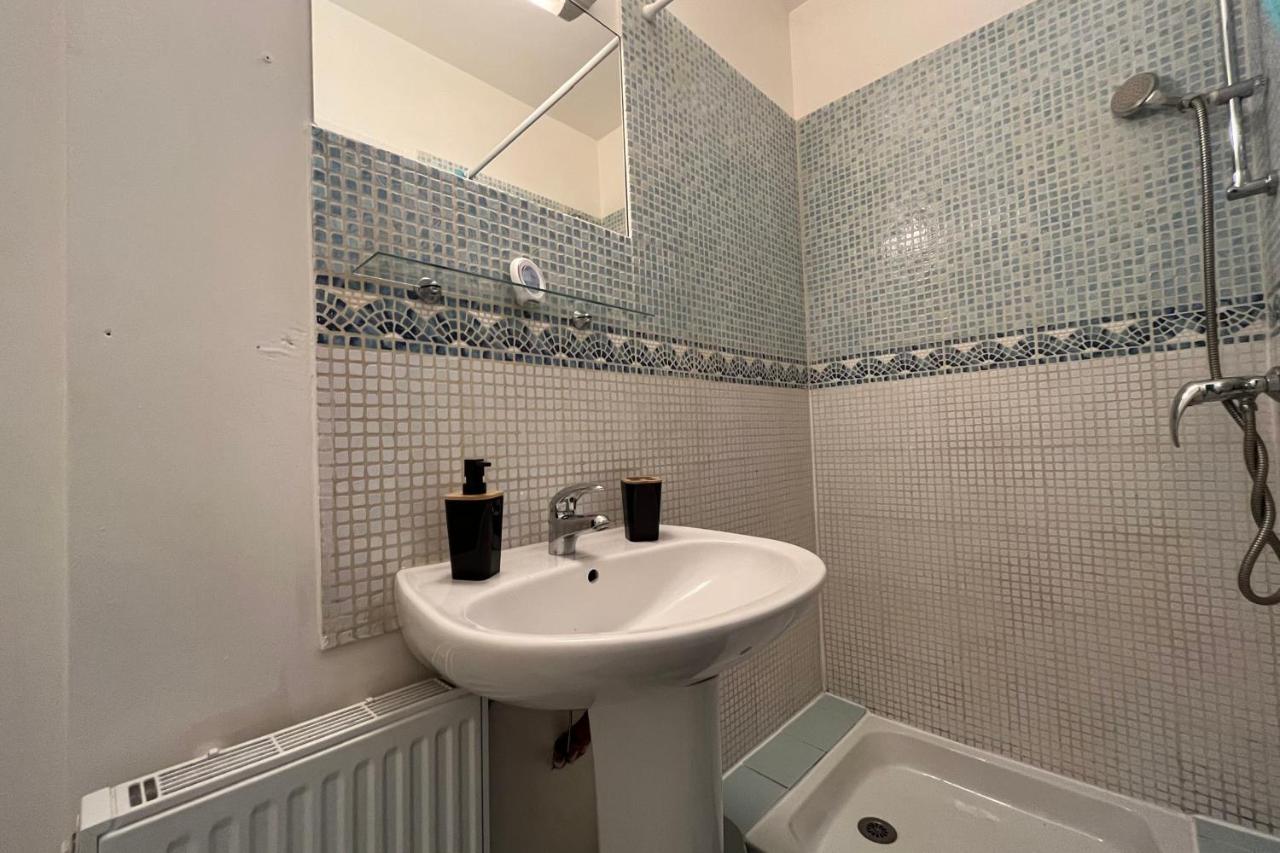 Le Studio Theolier Downtown - Close To Pedestrian Street ตูร์นง-โซร์-โฮน ภายนอก รูปภาพ